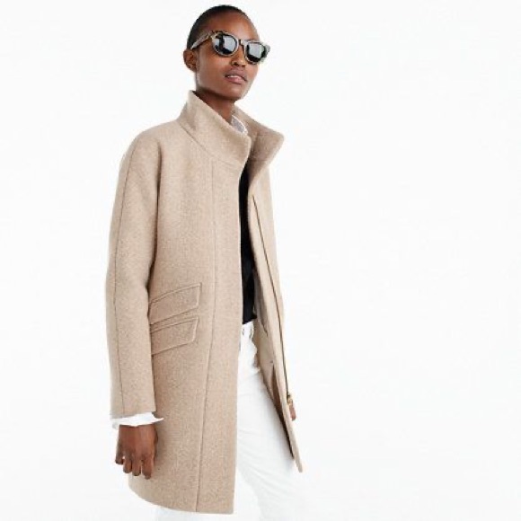 Elegant Tan Women's Coat - Picture 8 of 8